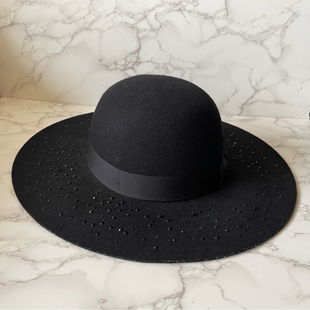 ADORA Black Felt Hat